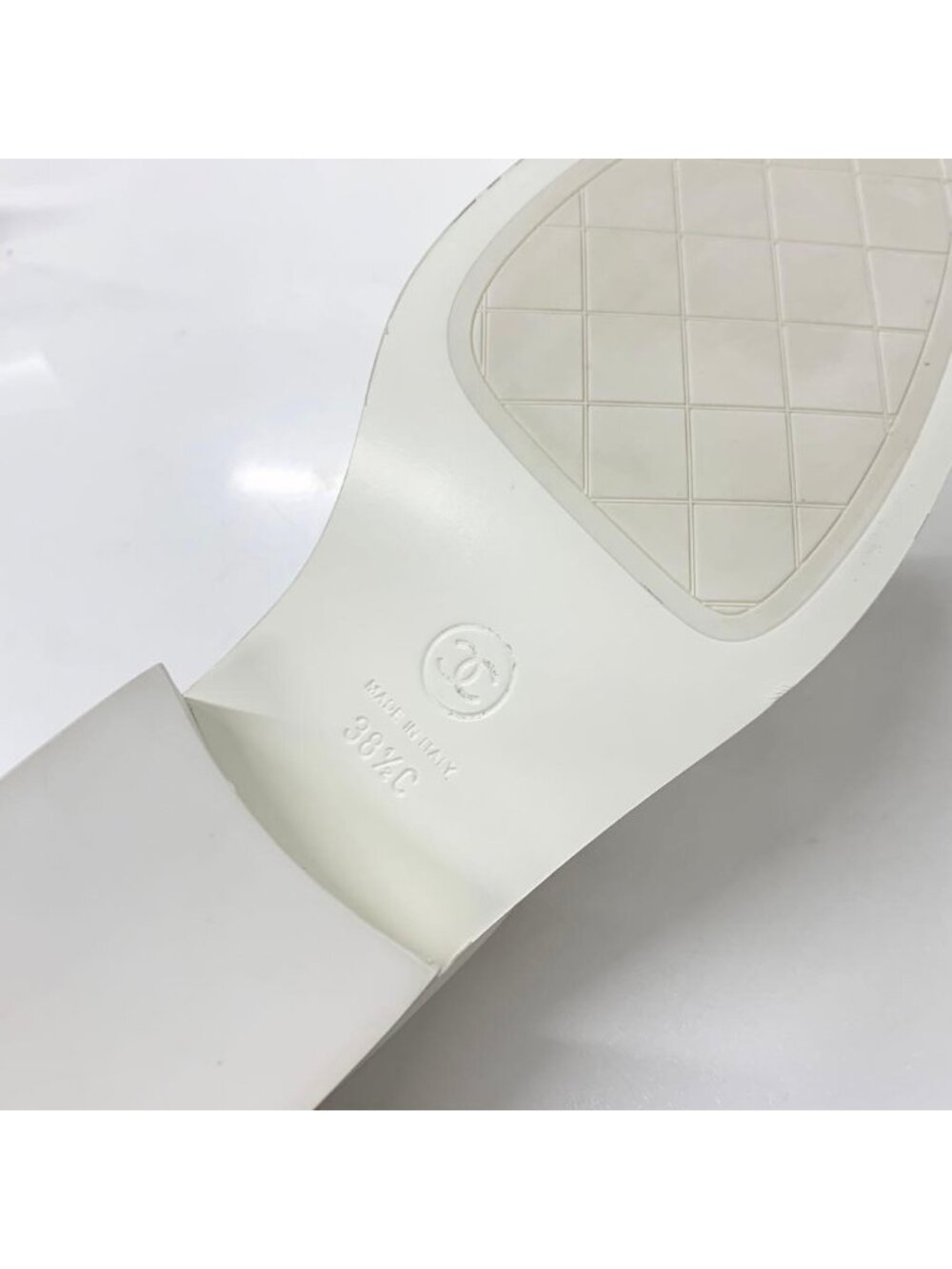 Chanel Coco Mark Leather Loafers White - Picture 8 of 10